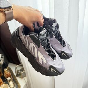 Yeezy Sneakers in Black and Gray